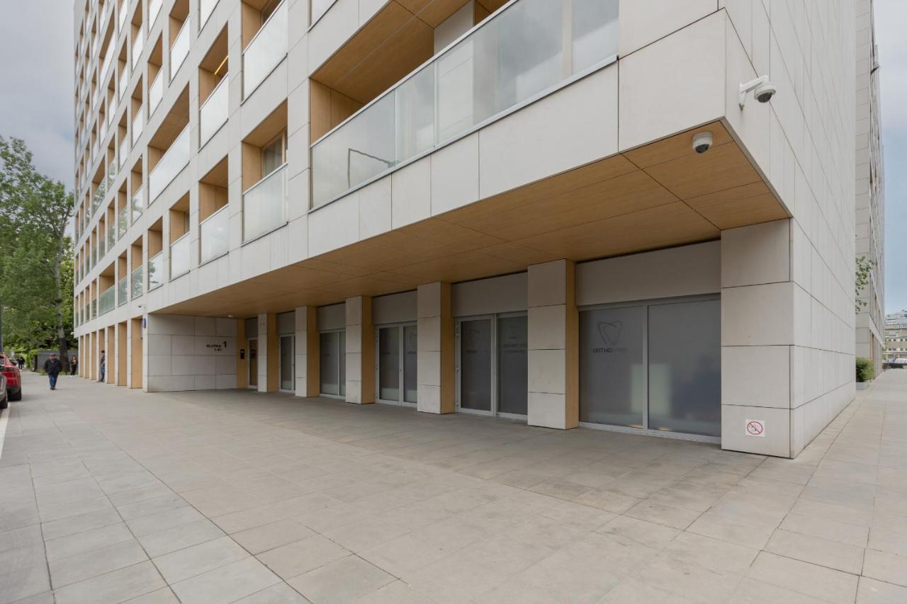 Stylish Apartment Kolejowa & Parking & Balcony By Noclegi Renters Варшава Екстер'єр фото